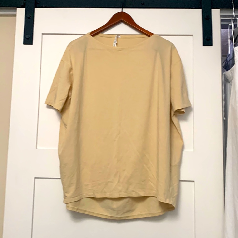 Back in Action short sleeve size 12